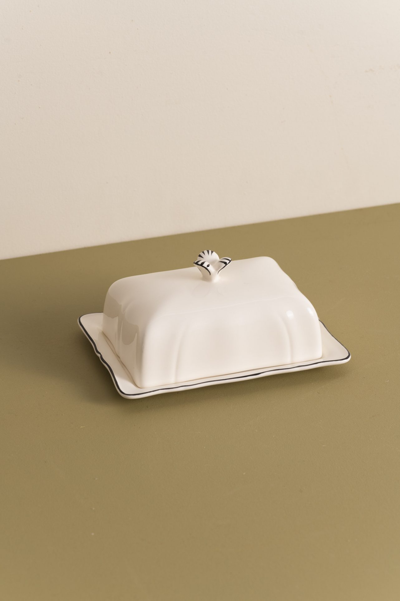 maselniczka porcelana