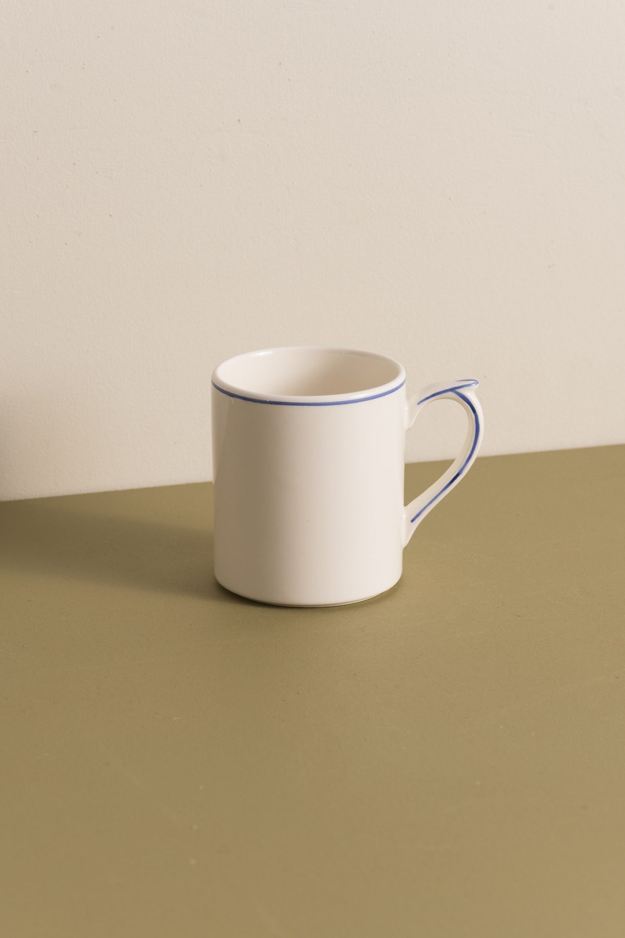 kubek porcelanowy kremowy