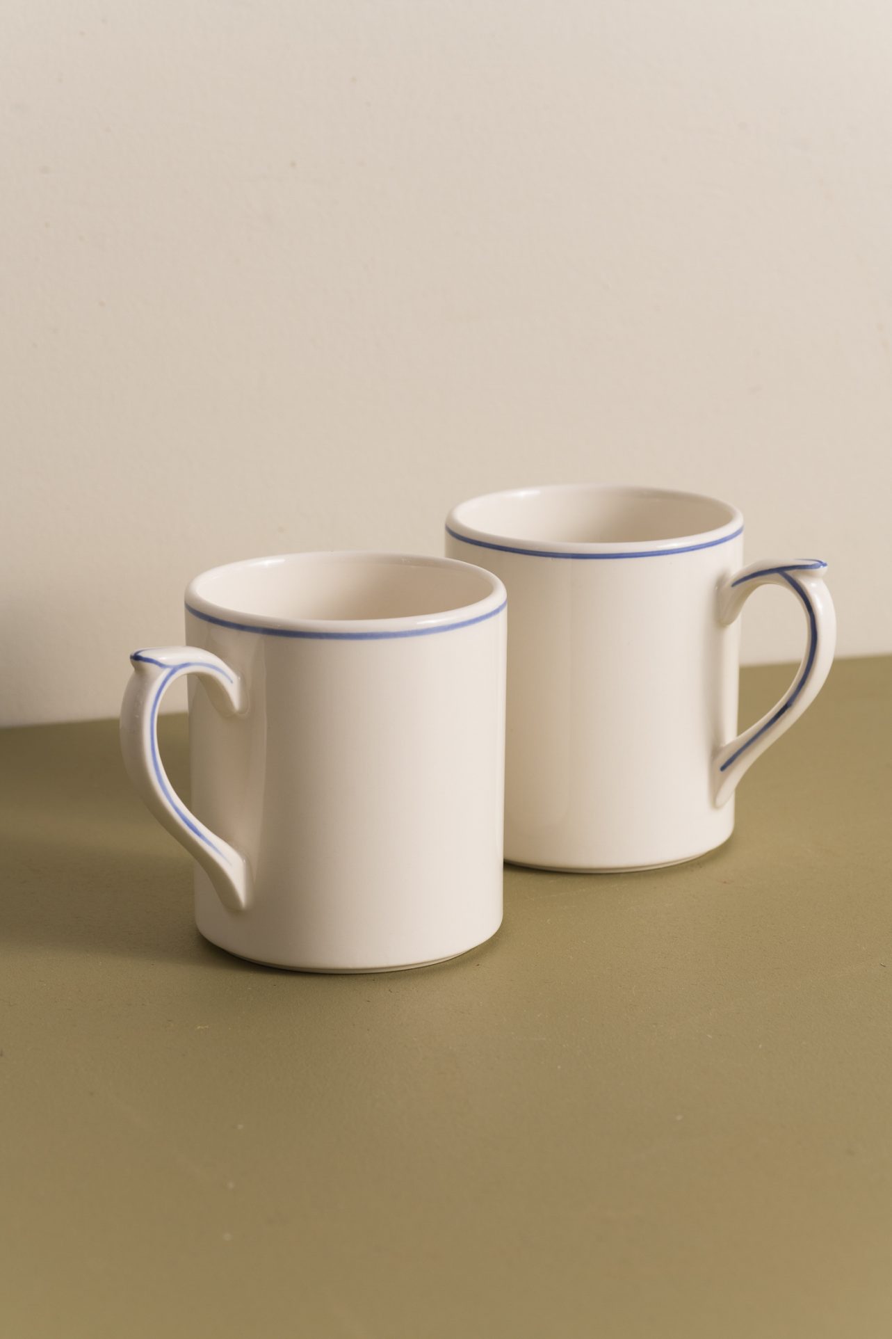 kubek porcelanowy kremowy