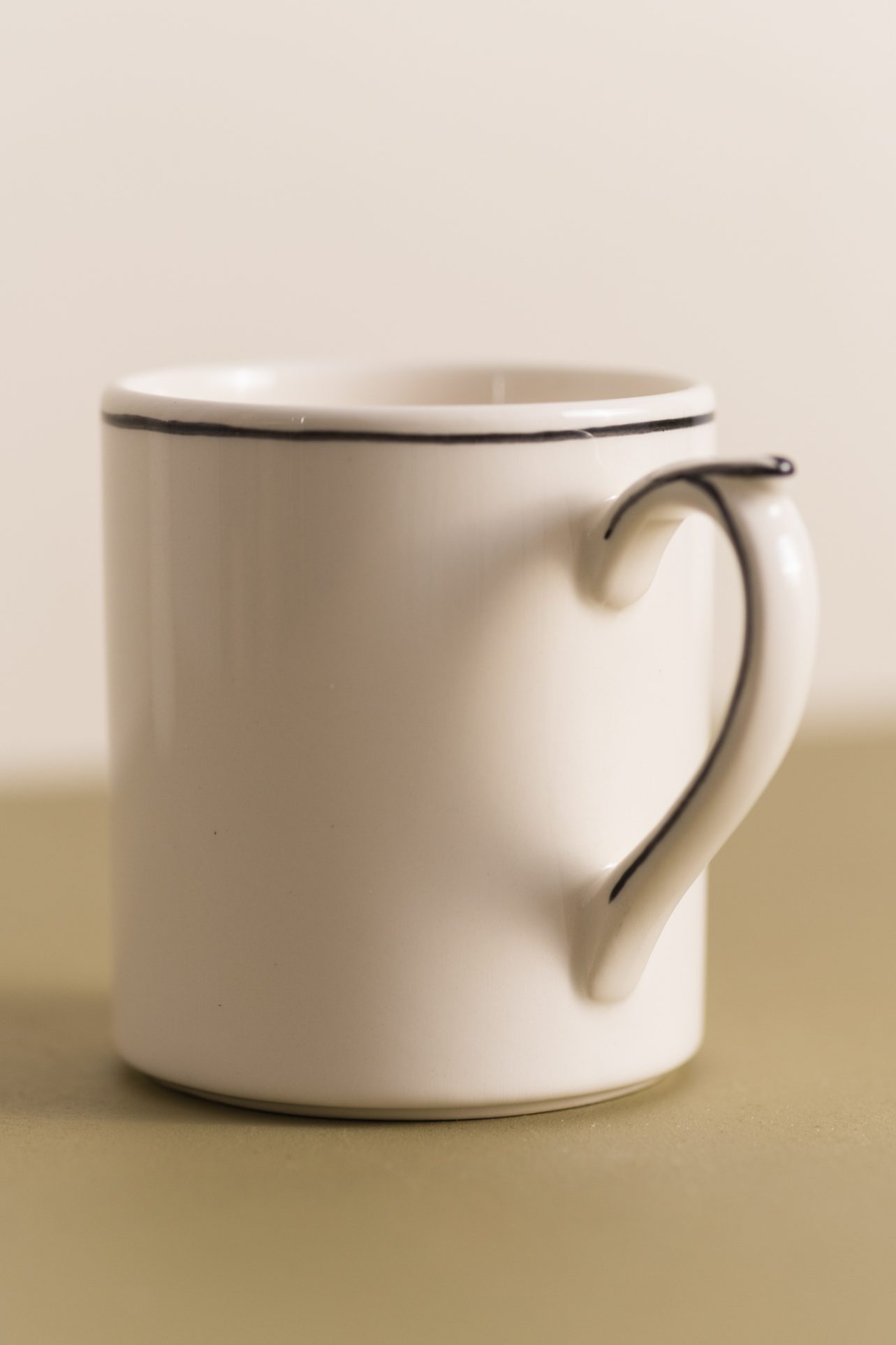 kubek kremowy porcelana