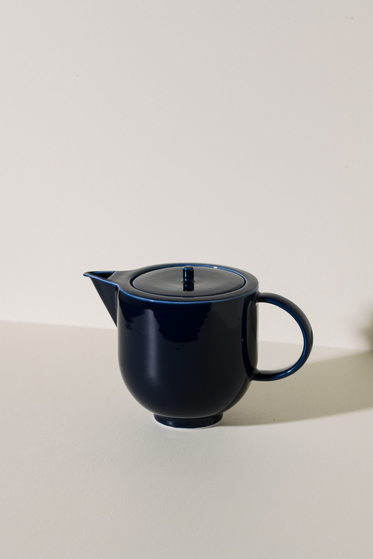 czajnik ceramiczny granat